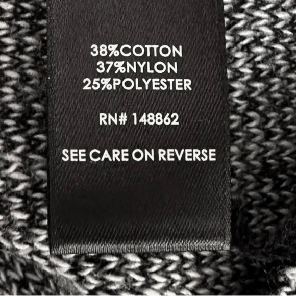 Torrid Plaid Bodycon Sweater Dress NWT 2X V-Neck L/S Stretch Knit Black Gray - Picture 7 of 8